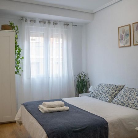 Appartement Piso Completo Cerca De Estacion Bus, Tren Y Ferrys à Santander Extérieur photo