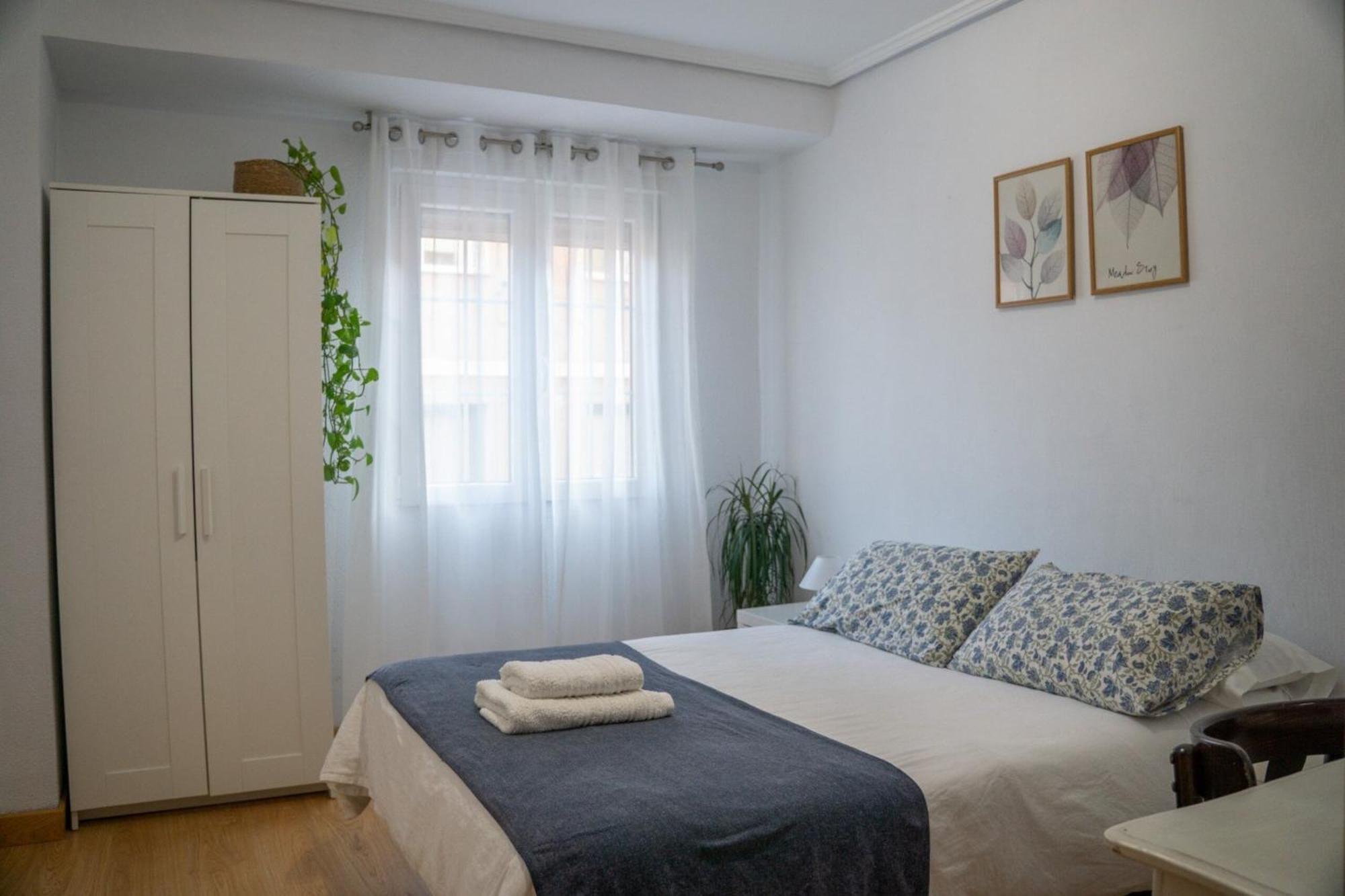 Appartement Piso Completo Cerca De Estacion Bus, Tren Y Ferrys à Santander Extérieur photo
